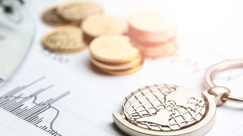 Ediney Jara de Oliveira analisa como a política monetária e a Selic influenciam o crédito, o consumo e o crescimento da economia real.