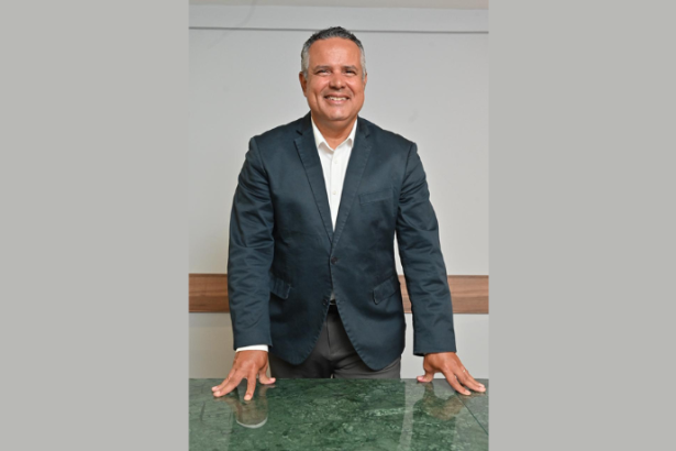 A engenharia moderna aplica critérios técnicos, materiais avançados e planejamento integrado para ampliar a vida útil das obras públicas, como destaca Elmar Juan Passos Varjão Bomfim.