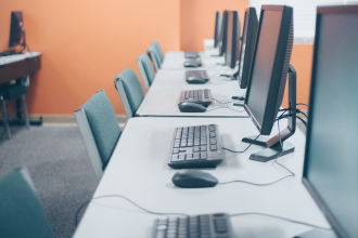 Itajaí impulsiona a educação com investimento em tecnologia e modernização escolar