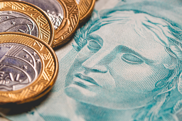 Percepção de Piora na Economia Brasileira Atinge 46% dos Cidadãos