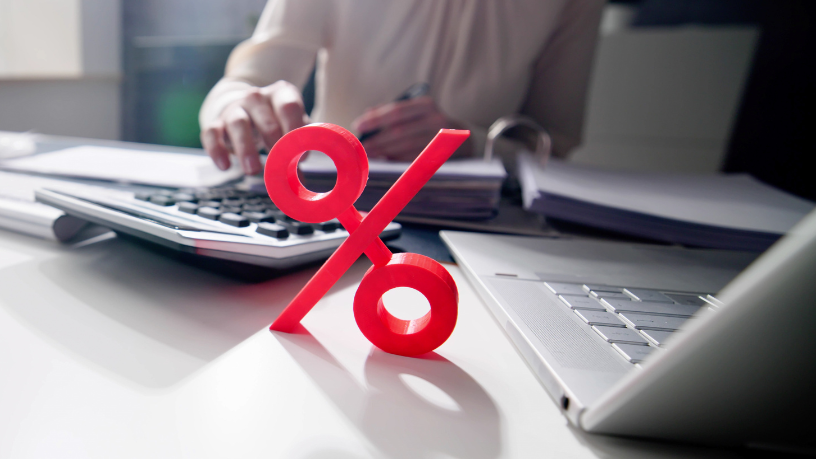 Alberto Toshio Murakami explica como o departamento fiscal nas empresas atua nas rotinas tributárias e na integração estratégica com a contabilidade para garantir conformidade e eficiência.