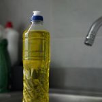 Ypê e os riscos à saúde: o que a presença de bactéria revela sobre segurança doméstica no Brasil