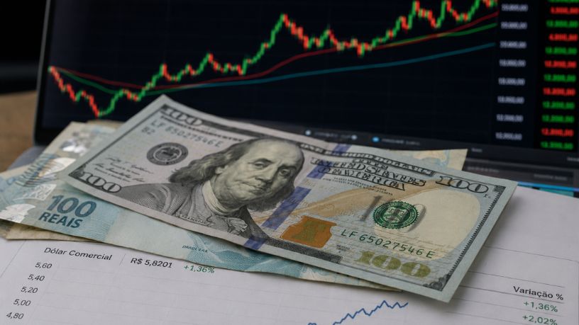 O Impacto das Ameaças Tarifárias de Donald Trump no Câmbio e a Reação do Dólar Frente ao Real