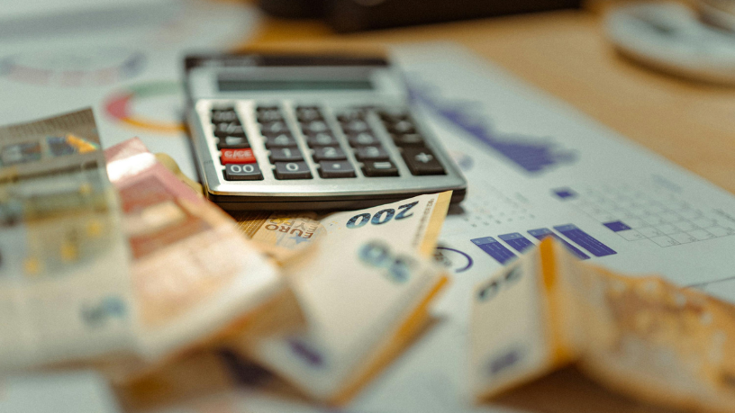 Selic pode cair em agosto: entenda o que o Boletim Focus revela sobre a economia brasileira