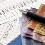 Selic pode cair para 13,75%: o que muda no cartão, nos investimentos e nas dívidas do brasileiro